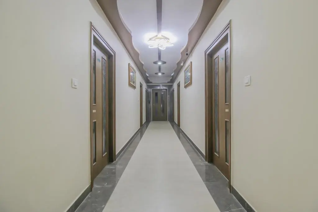 Clean corridor